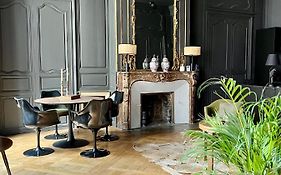 Luxueux 2 pièces 65m2 Hôtel Particulier XVII ième siècle-Centre Historique Clermont-Ferrand